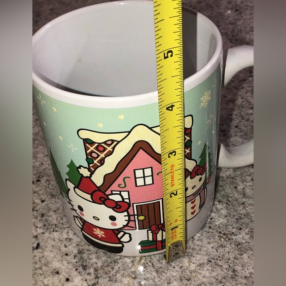 ✨NWT✨ Hello Kitty Christmas Holiday Coffee Tea Hot Cocoa Mug - Picture 4 of 6